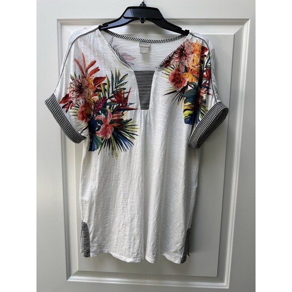 Chico’s Tee T- Shirt Women’s‎ Size 1 Medium Short Sleeve White Floral Striped - Picture 1 of 9